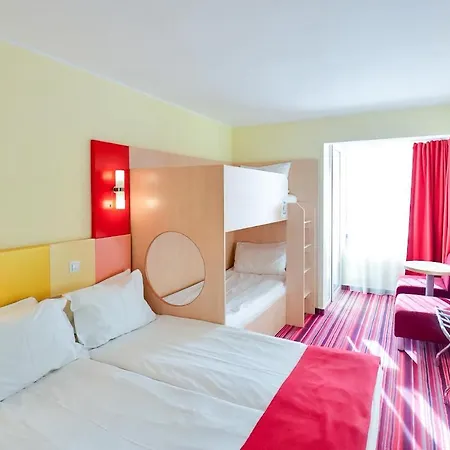Zenith 4* Mamaia