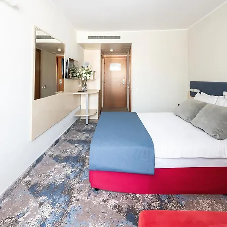 Otel Zenith 4*