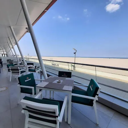 Zenith Hotel