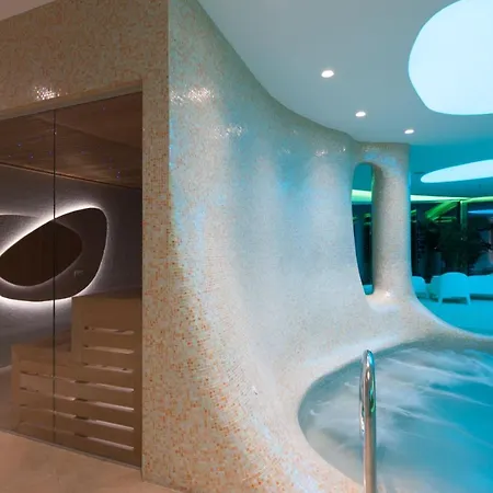 Hotel Zenith